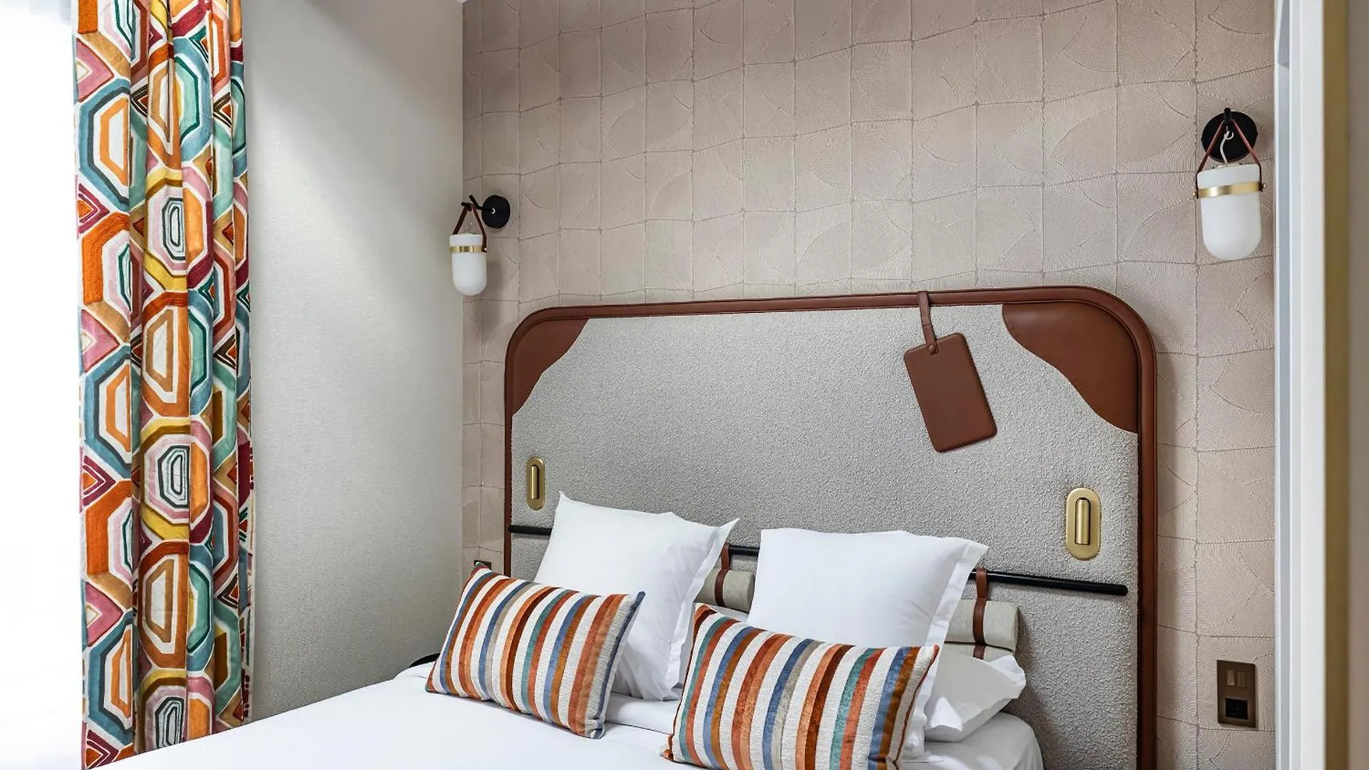 Hotel Hiro, New Hotel 2024 Paryż Francja
