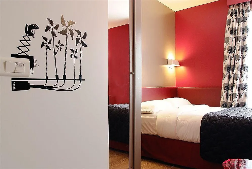 Hotel Hiro, New Hotel 2024 Paryż